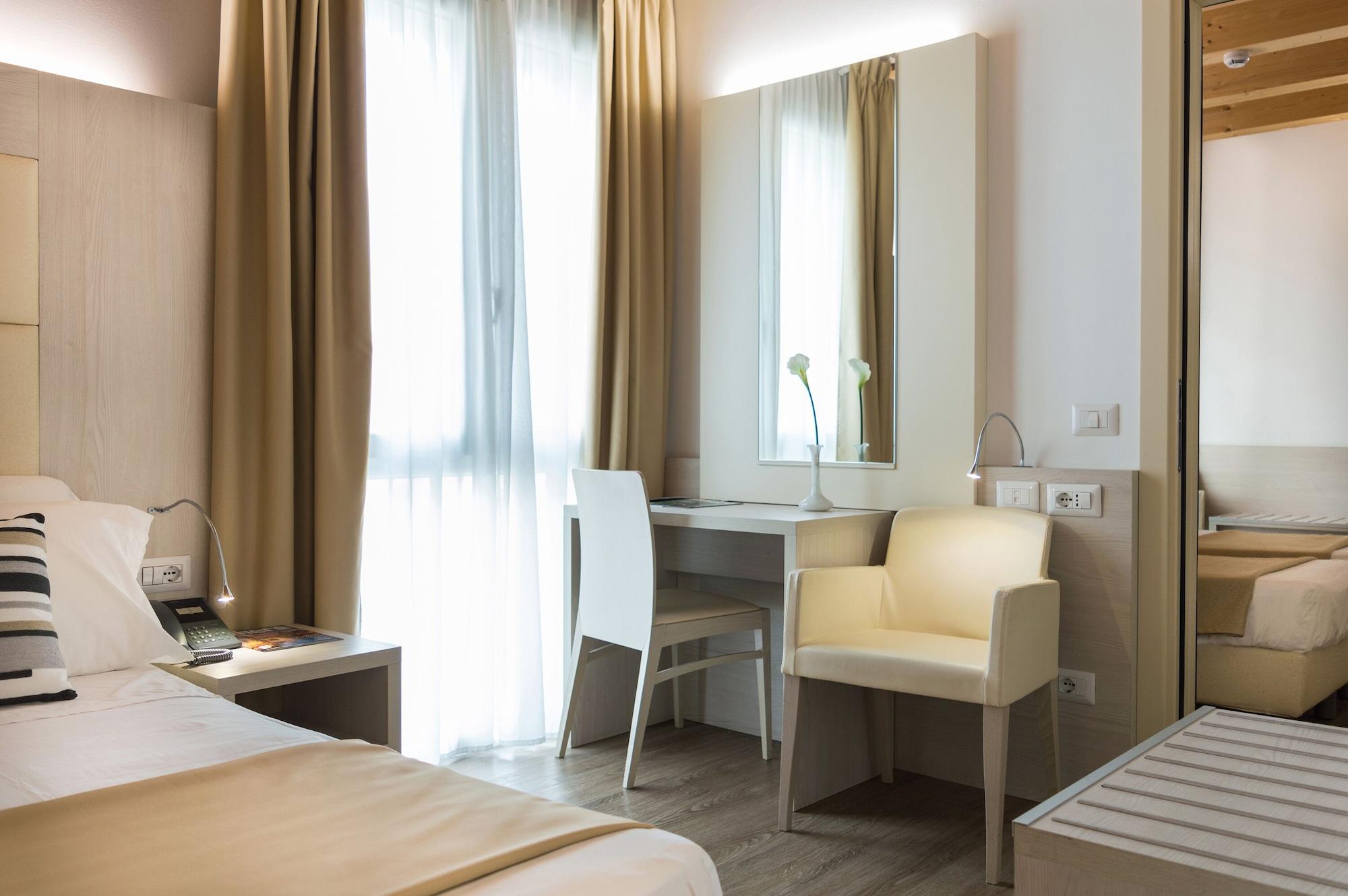 Hotel Alexander Mestre Esterno foto