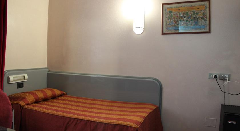 Hotel Alexander Mestre Esterno foto