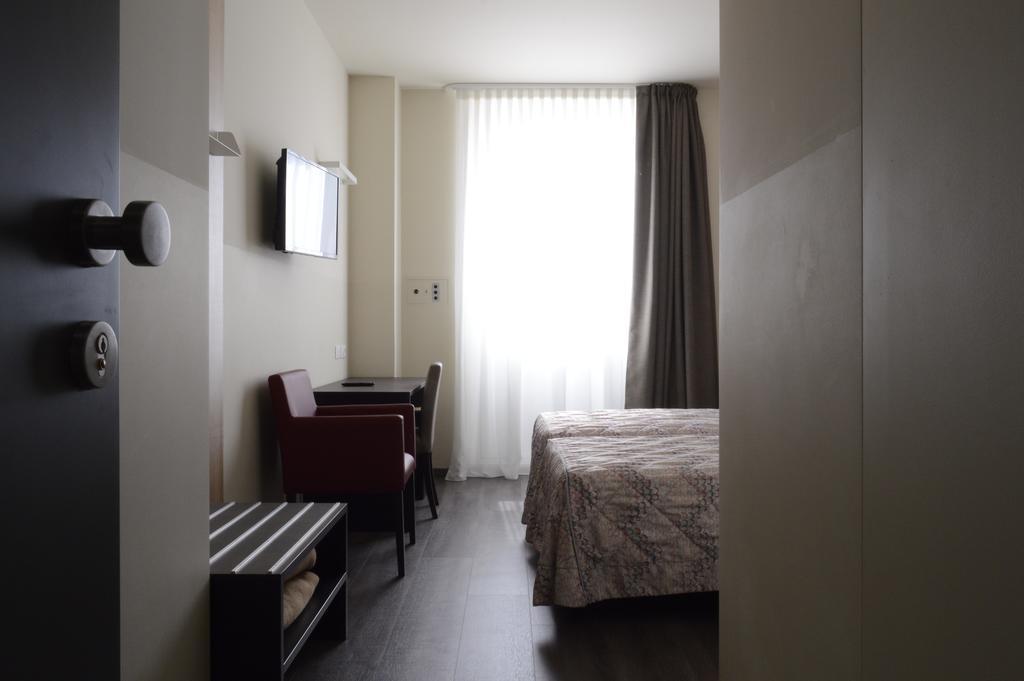 Hotel Alexander Mestre Esterno foto