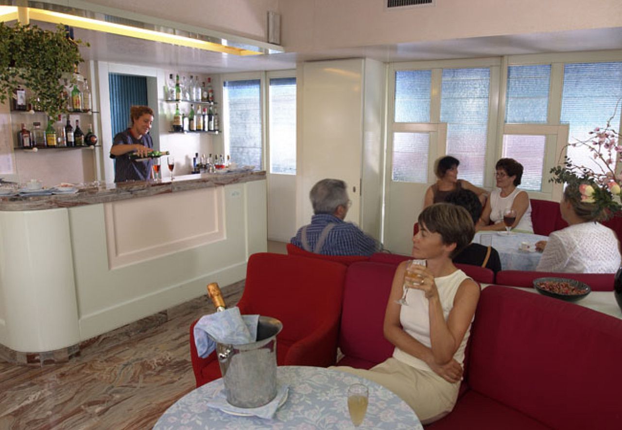 Hotel Alexander Mestre Esterno foto